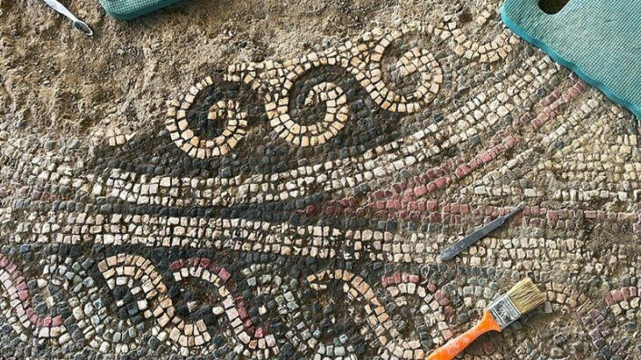 Pompeipolis Antik Kenti'ndeki 1800 yıllık mozaikler gün yüzüne çıkarılıyor