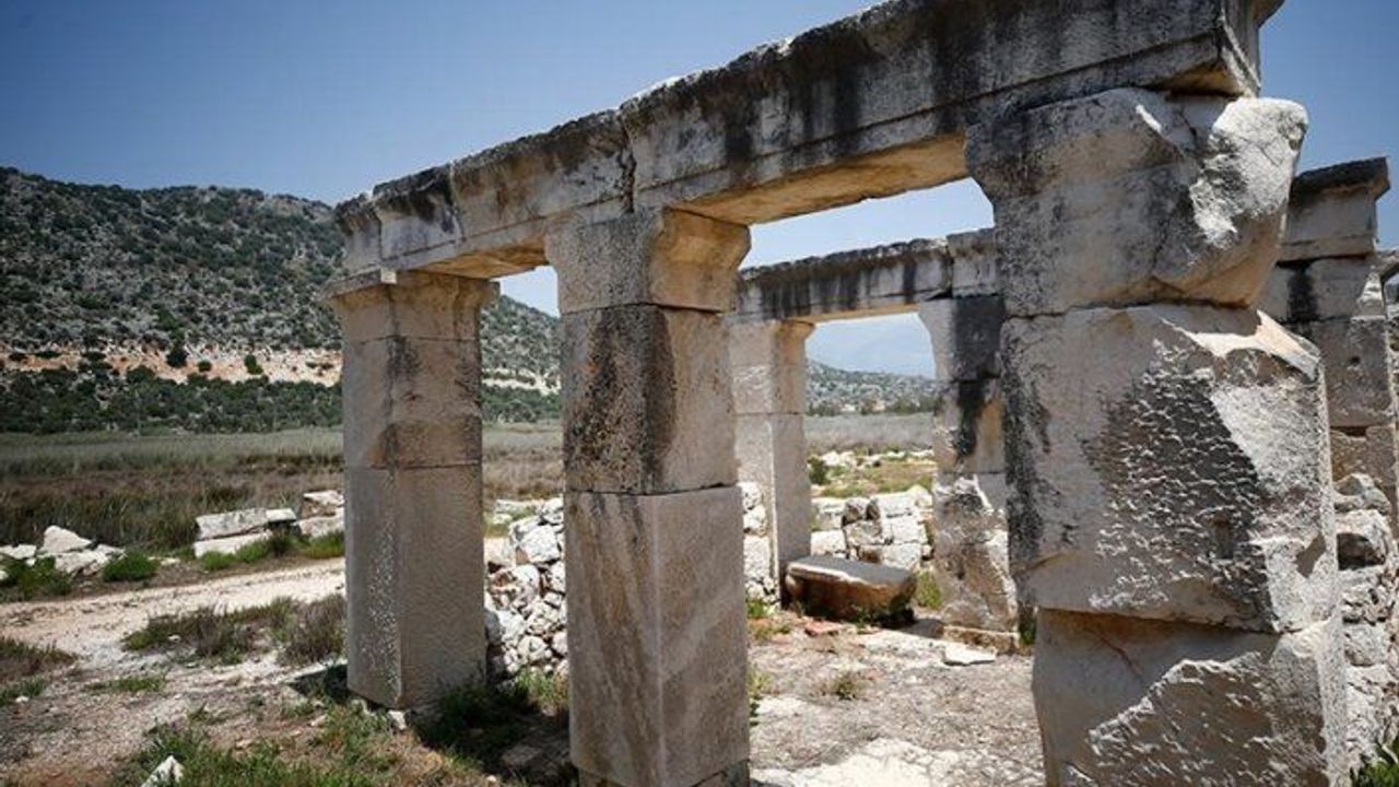 Roma İmparatoru Hadrian'ın tahıl ambarı müze olarak turizme hizmet ediyor