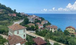 Araklı deyince ay ışığı düşer karanlık gecelere