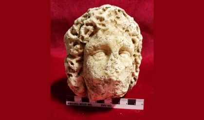 Amasra'daki kazı çalışmalarında tarihi heykel başı bulundu