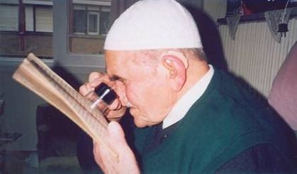 Bir Mevlana âşığı ve mesnevihan idi Şefik Can Hocamız