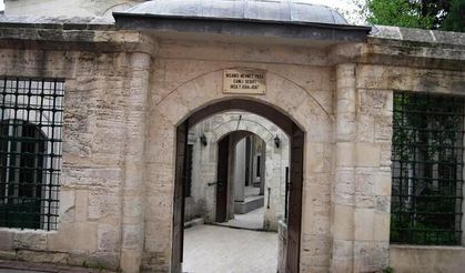 Fatih'te, Nişanca Caddesi civarında tarihi bir gezinti
