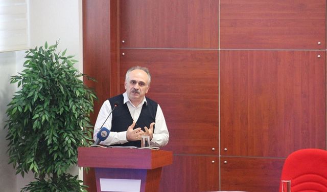 İhsan Fazlıoğlu: Düşünce geleneğimizin ihyası; geçmişi anlamak, şimdiyi bilmek ve geleceği öngörmekle mümkündür