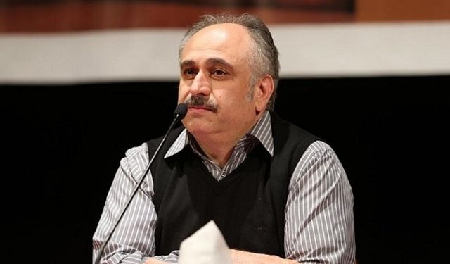 İhsan Fazlıoğlu: 'Eleştiri ve uyum kıskacında Müslümanlar'