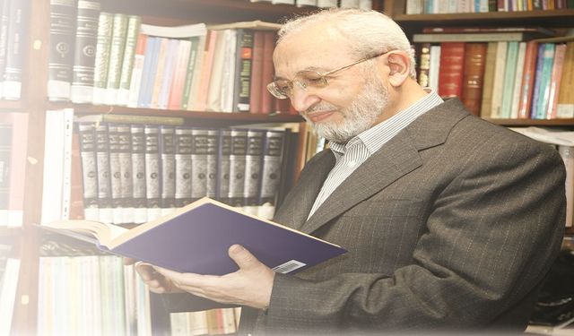 Prof. Dr. M. Yaşar Kandemir: 'Öğrendiğini uygulamak çok önemlidir. Çünkü bildiğimizi yaşadığımız takdirde bize bilmediklerimizin öğretileceği vaad edilmiştir.'