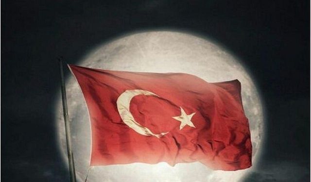 Ateşten Gömlek kitap özeti