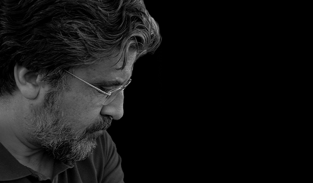 'Kalbiyle düşündüğü için zerre kadar kül yutmadı', Akif Emre...
