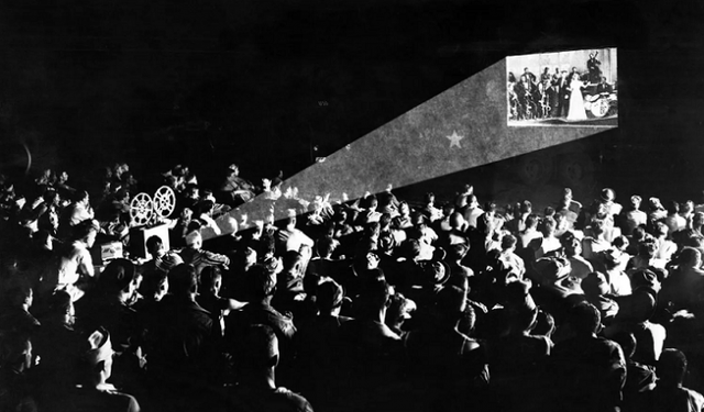 Film sektörünün manevi değerlerimizle imtihanı