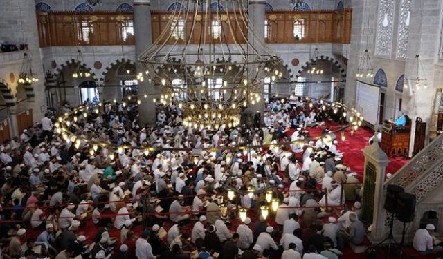 Delâilü’l Hayrât Meclisi: Şeyh Muhammed el-Yakûbî’nin riyasetinde gelenek ihya edildi