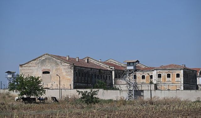 Restorasyonu devam eden Edirne Sarayı "ikonik yapı"ları ile ayağa kalkacak