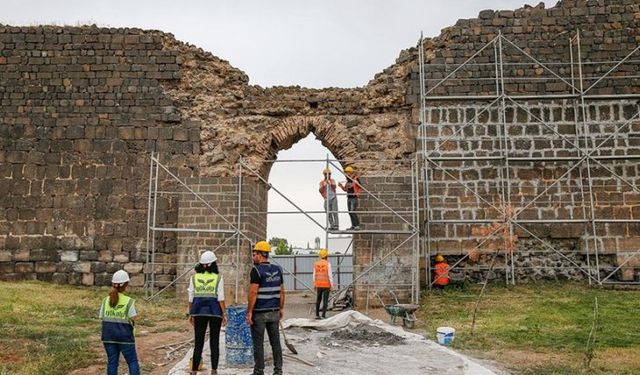 Dünya mirası "Diyarbakır Surları" restorasyonla geleceğe taşınıyor