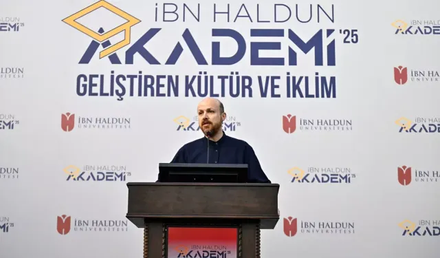 İbn Haldun Akademi 6 haftalık programı tamamladı