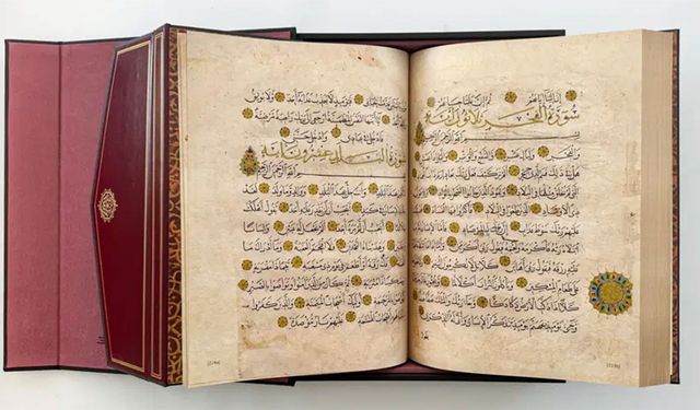 Karadağ'da asırlardır korunan tarihi Mushaf Türkiye'de restore edilerek yeniden basıldı