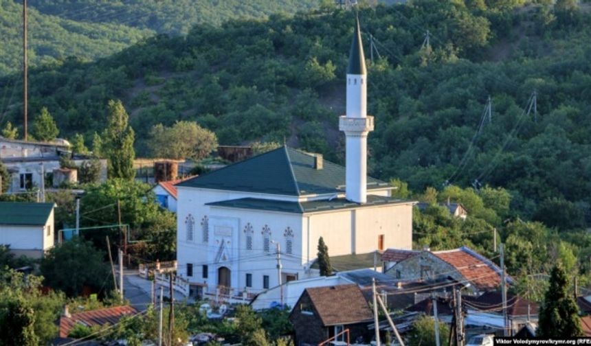 Hacı İslam Efendi'nin yadigârı Korbek Cami'ye torunundan vefa