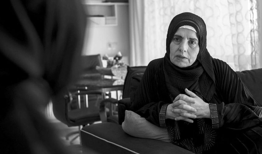 Emine Şenlikoğlu: Sadece başörtüsü ile tesettür olmaz!