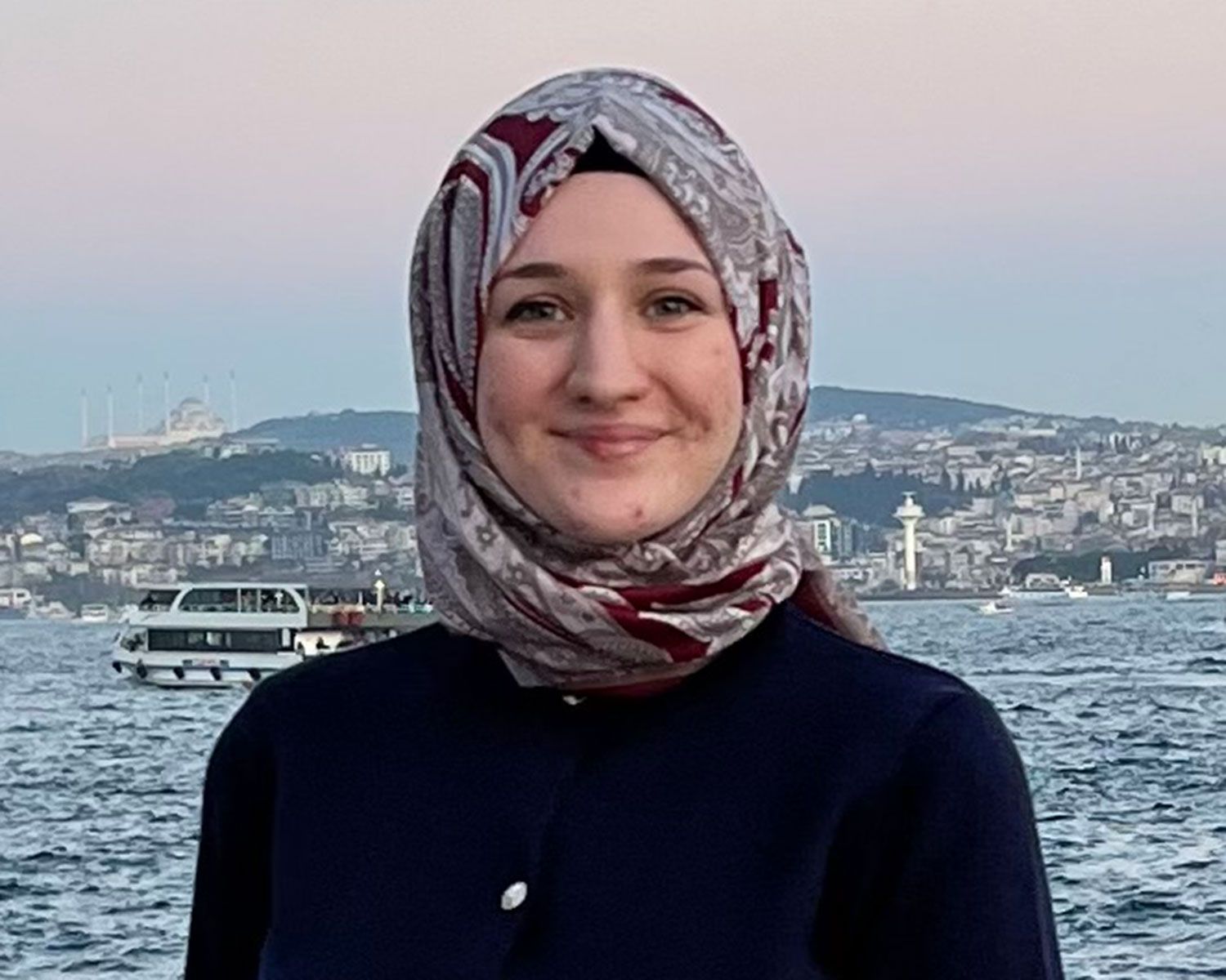 Büşra Ayar Al