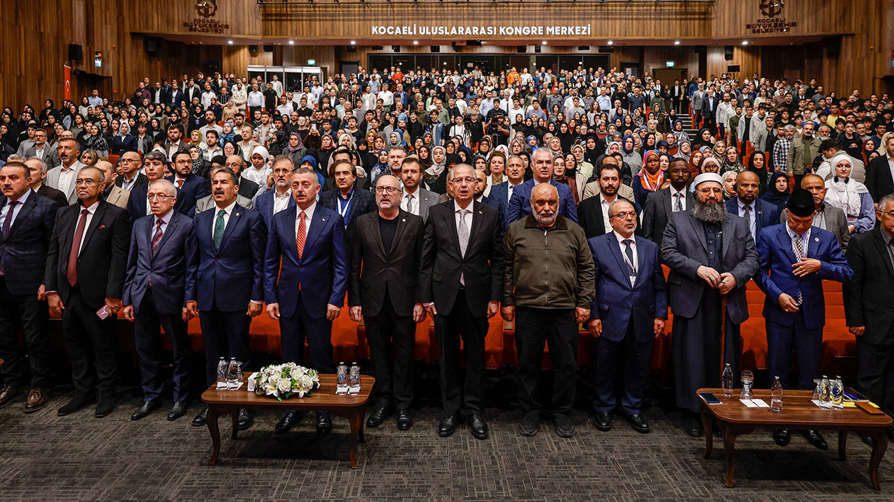 5. Uluslararası İslam Kültür Ve Medeniyeti Sempozyumu Başladı (3)