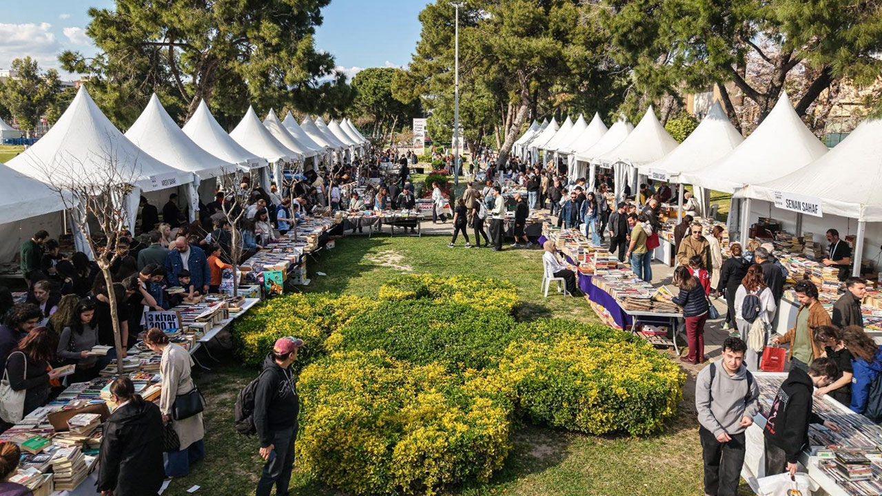 İZKİTAP 19 Eylül'de açılıyor: İzmir Kitap Fuarı 9 gün sürecek
